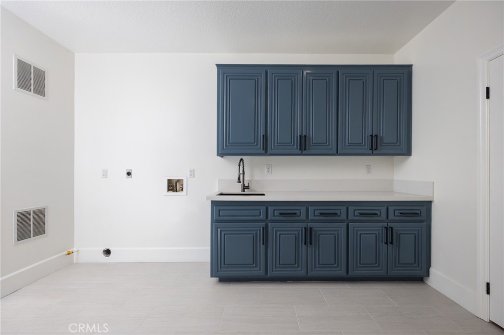18262 Evergreen Circle