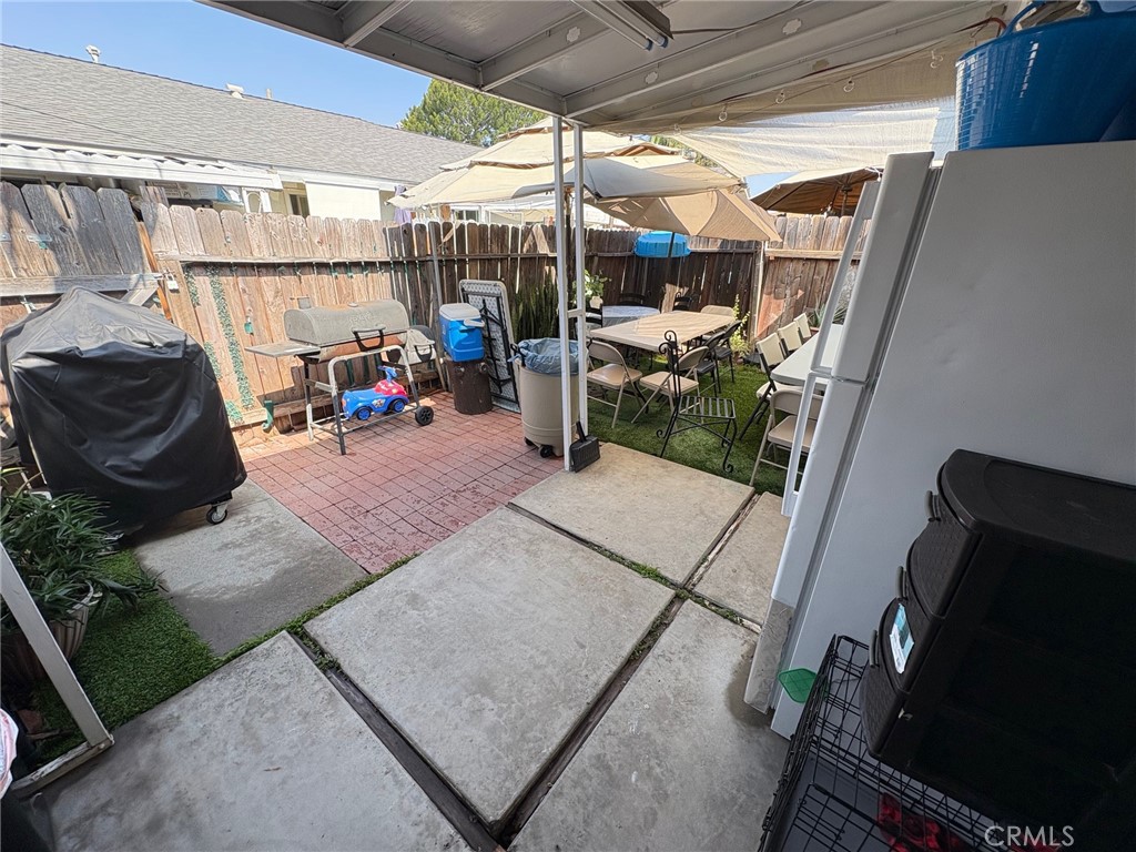 1908 E Rose Avenue