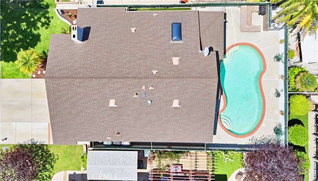 6009 E Calle Cedro