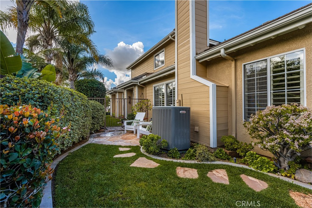 6350 Tiburon Terrace