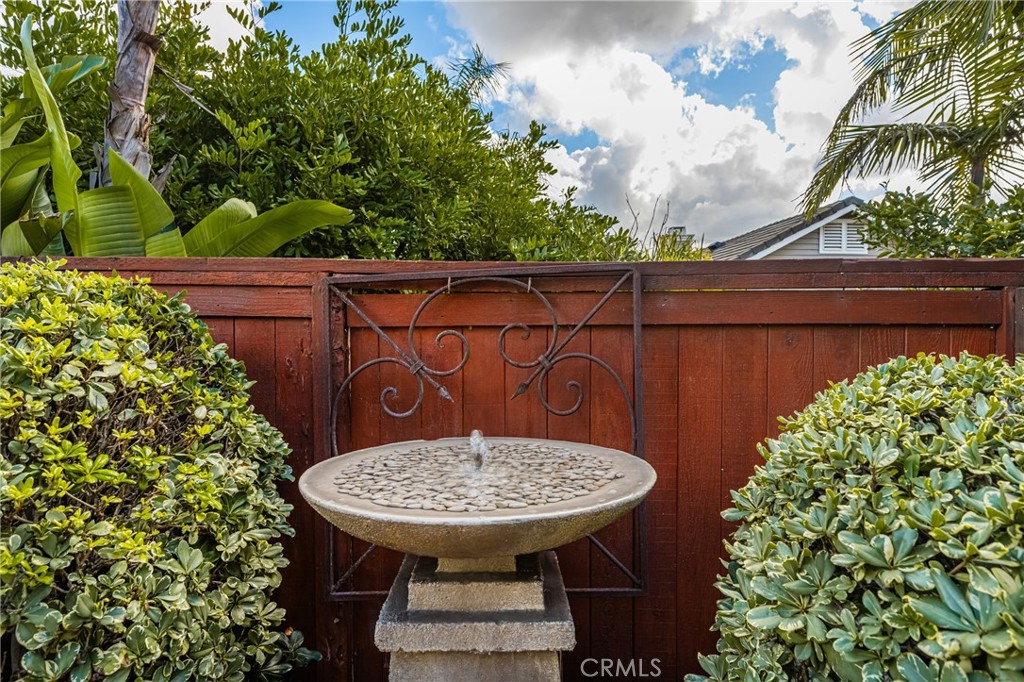 6350 Tiburon Terrace
