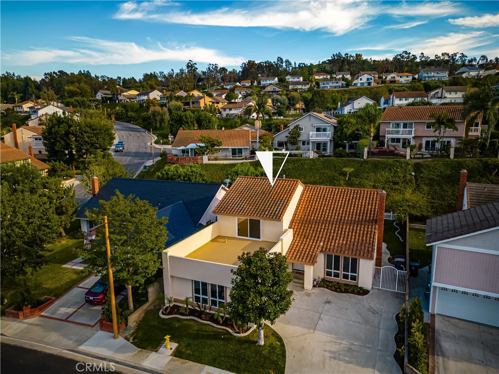 738 S Fairway Lane