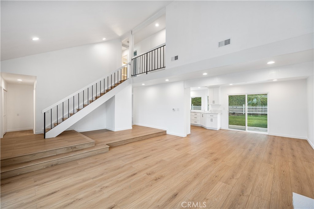 738 S Fairway Lane