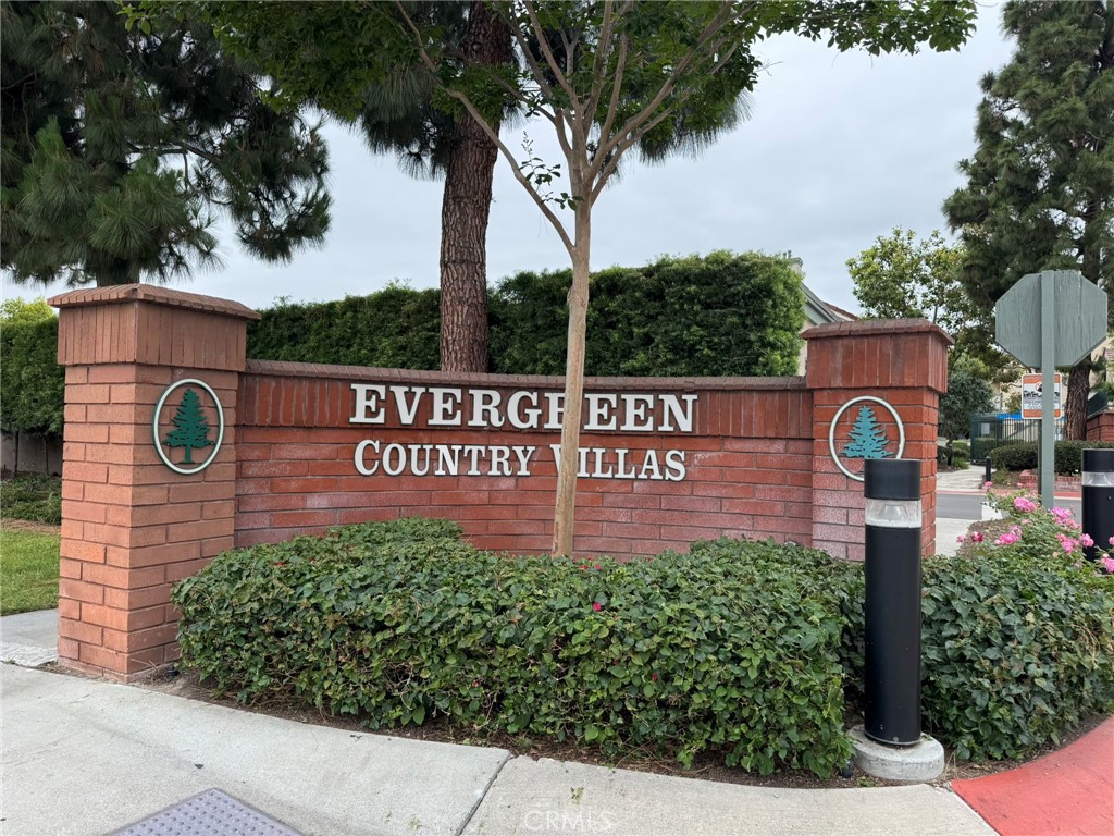3547 W Greentree F