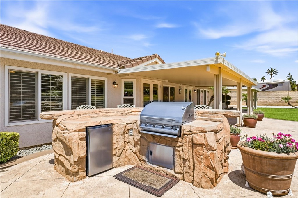 3158 Pacer Drive