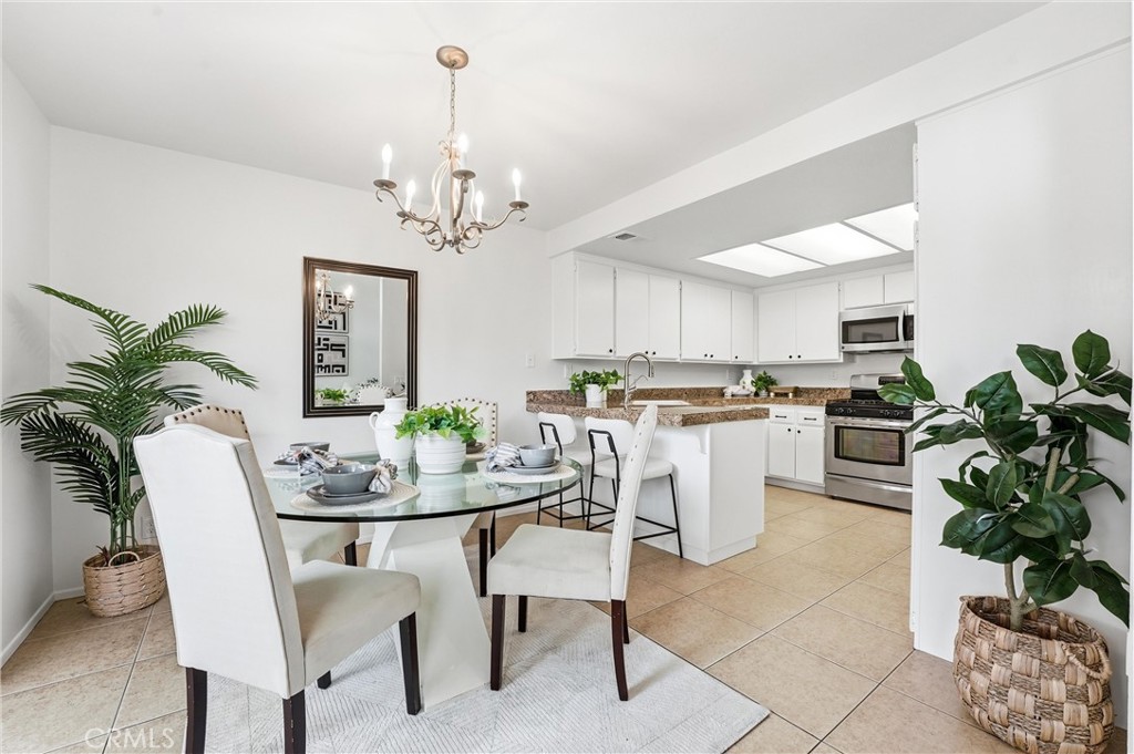 21066 Berry Glen