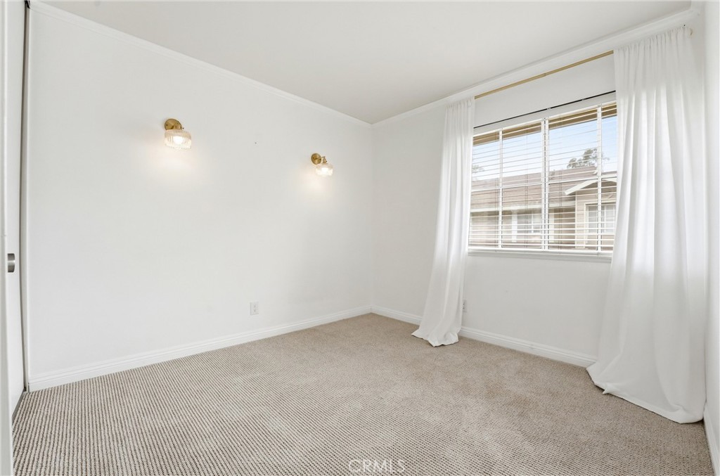 21066 Berry Glen