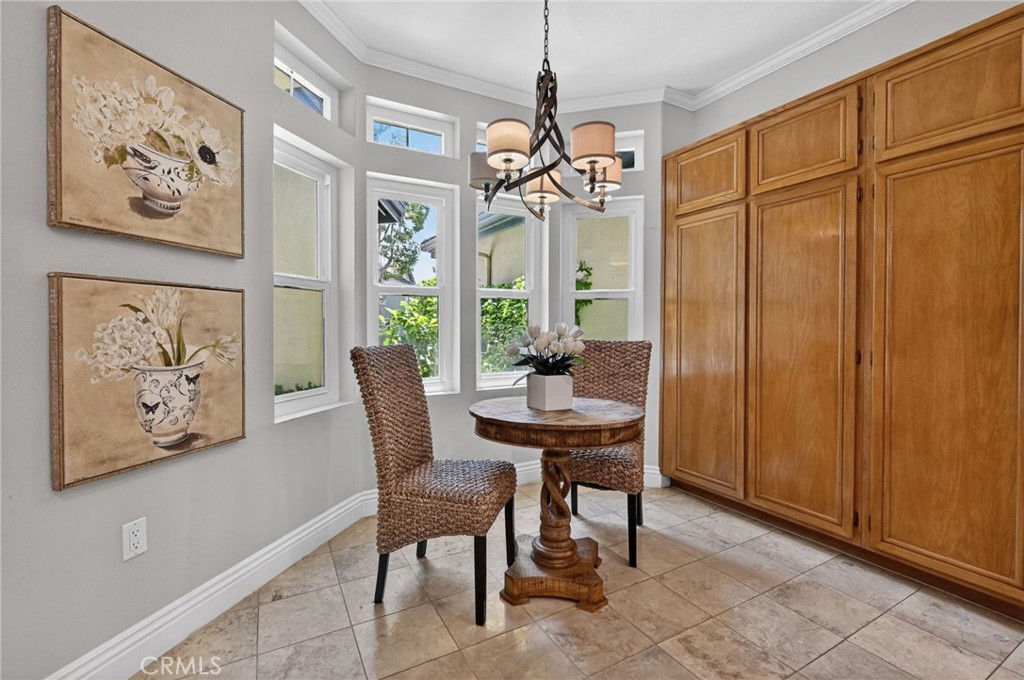 38 CAMERAY HEIGHTS