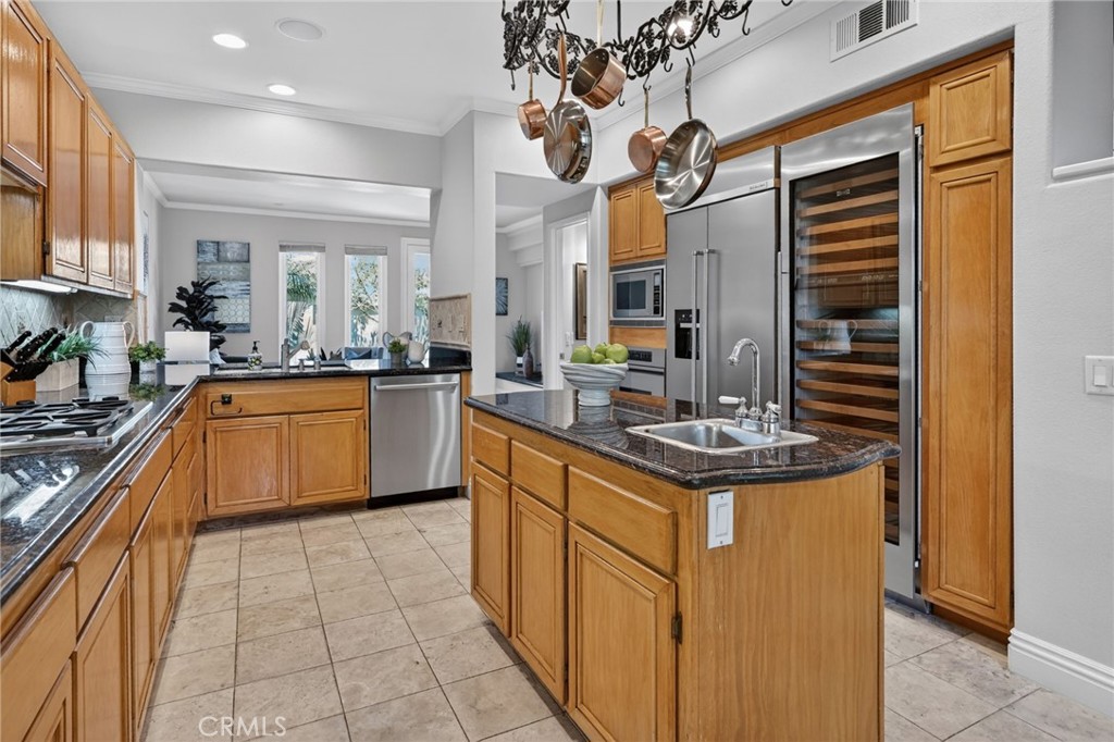 38 CAMERAY HEIGHTS