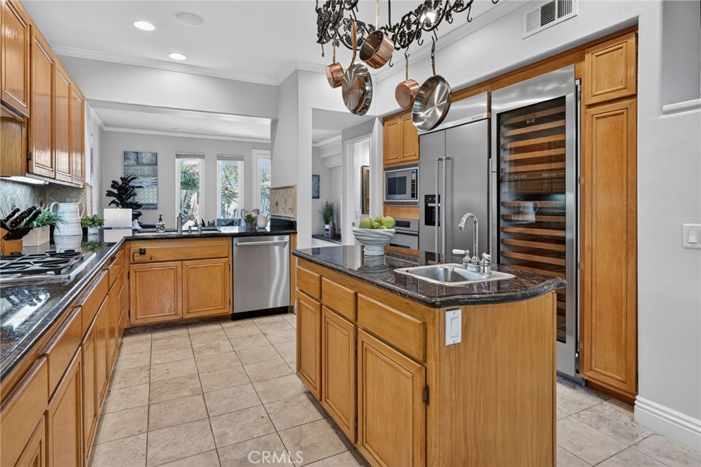 38 CAMERAY HEIGHTS