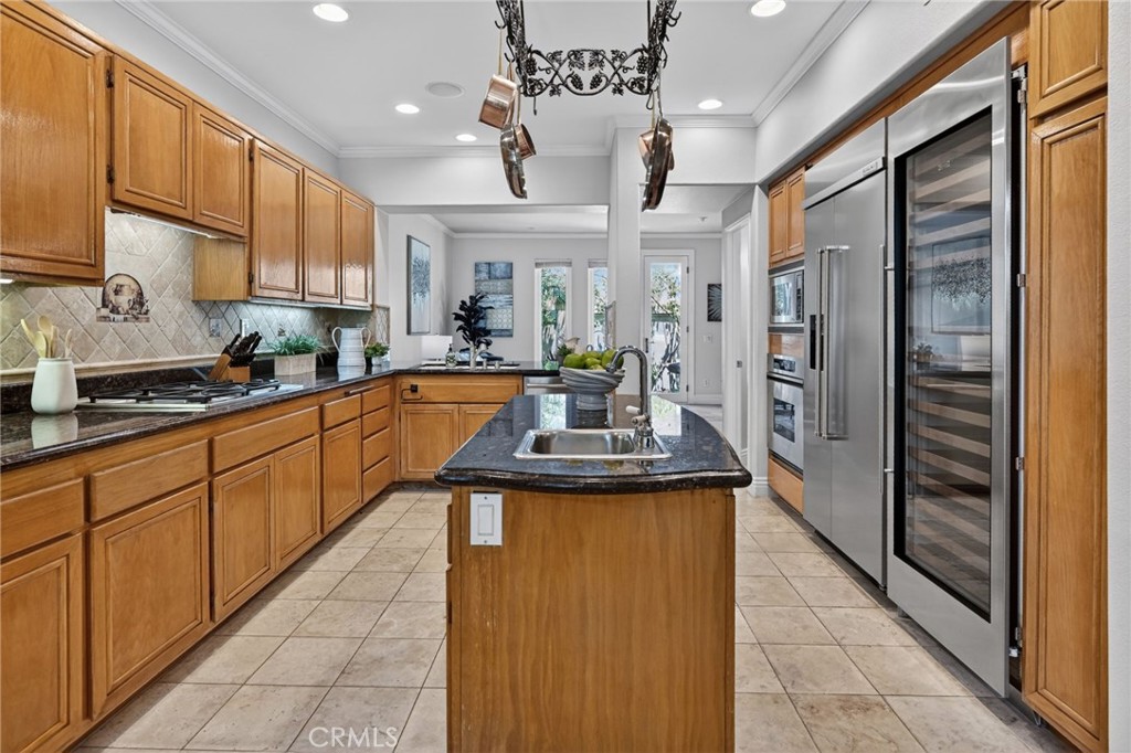 38 CAMERAY HEIGHTS