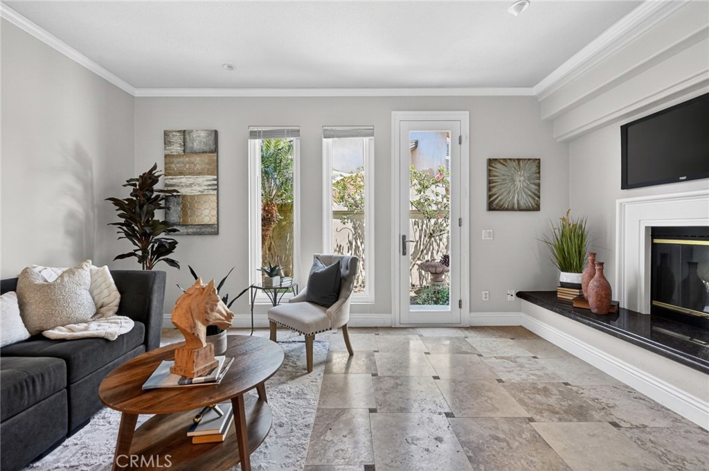 38 CAMERAY HEIGHTS