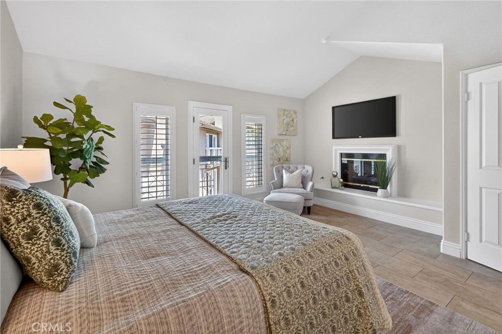 38 CAMERAY HEIGHTS