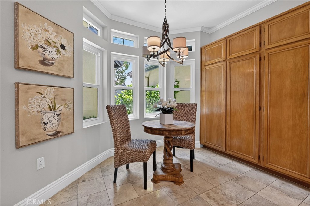 38 CAMERAY HEIGHTS