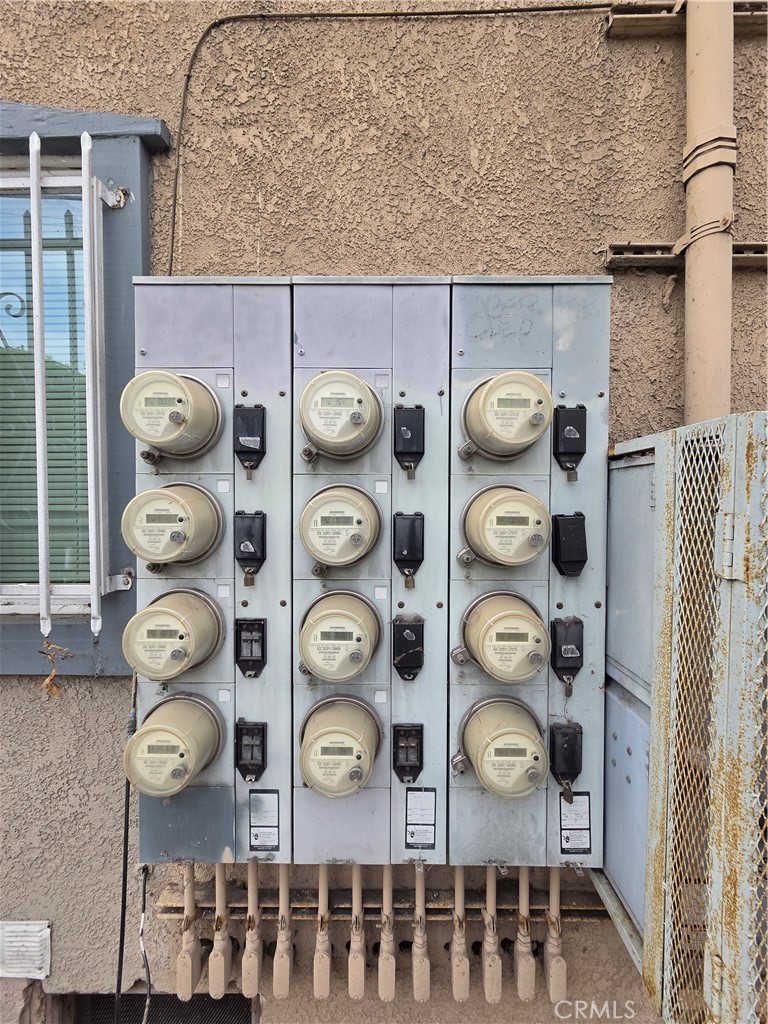 1561 W Pacific Coast