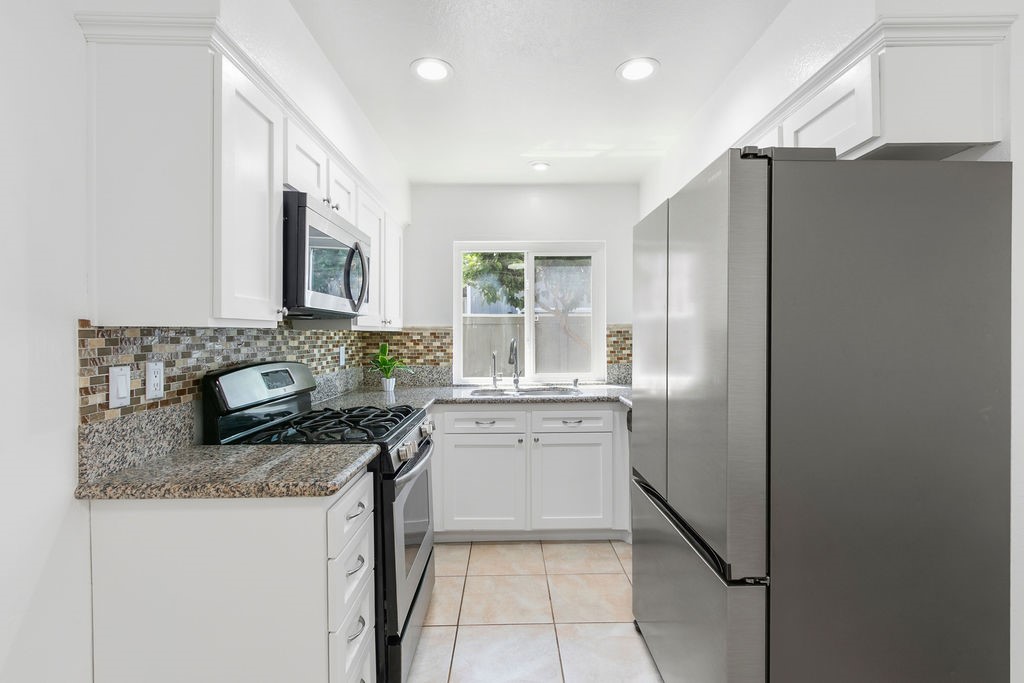2670 W Segerstrom A