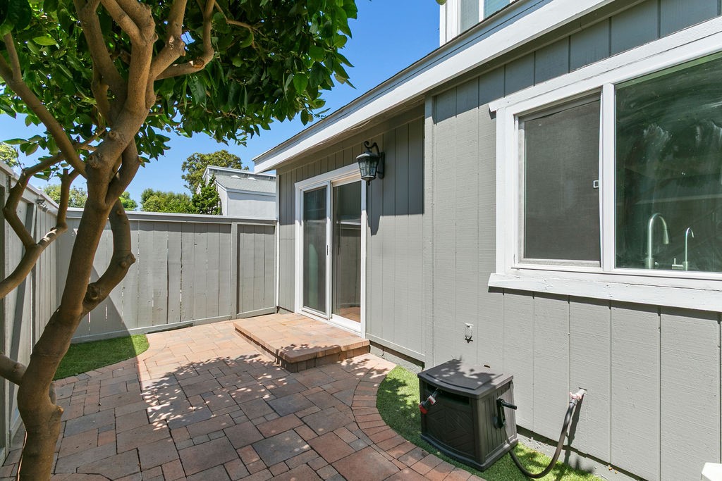 2670 W Segerstrom A