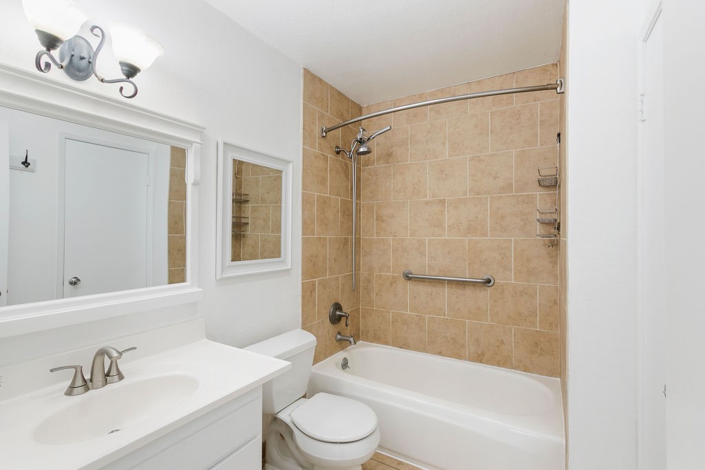 2670 W Segerstrom A