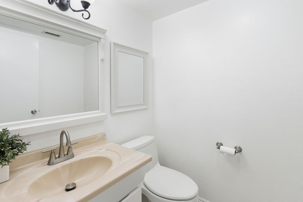 2670 W Segerstrom A