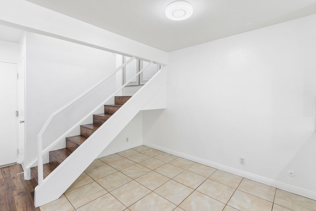 2670 W Segerstrom A