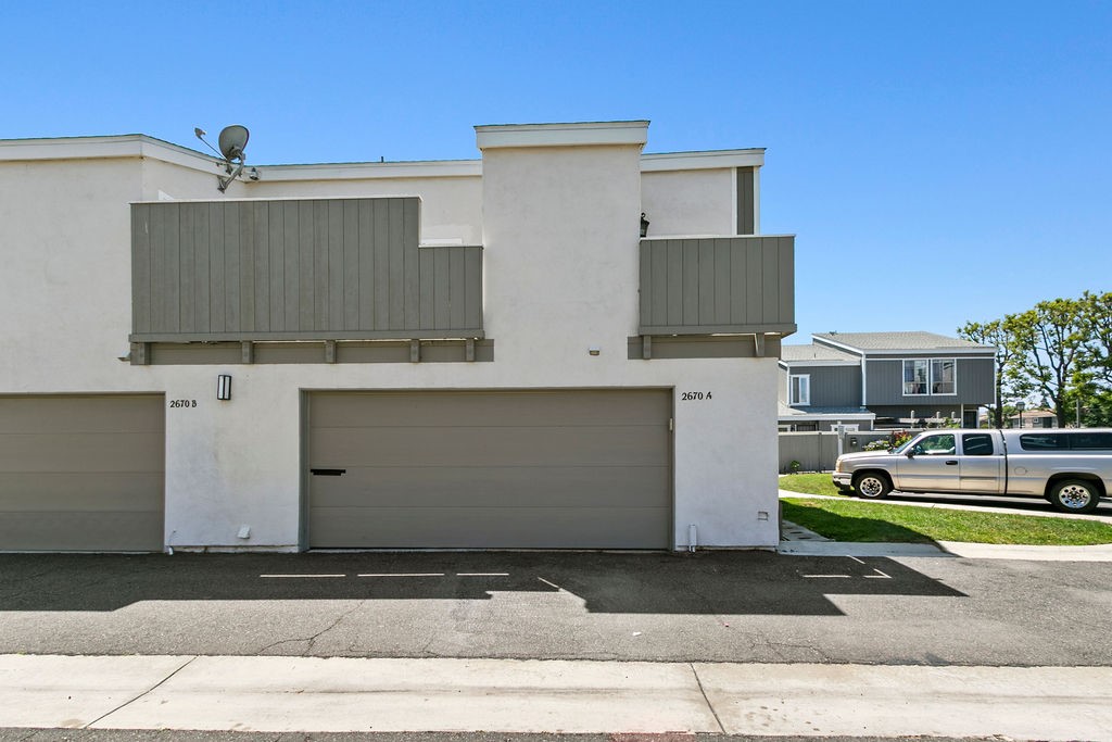 2670 W Segerstrom A