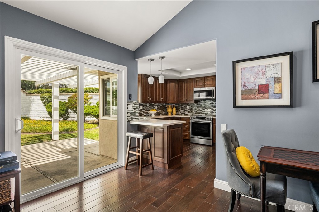 4907 Avenida De Las Estrellas