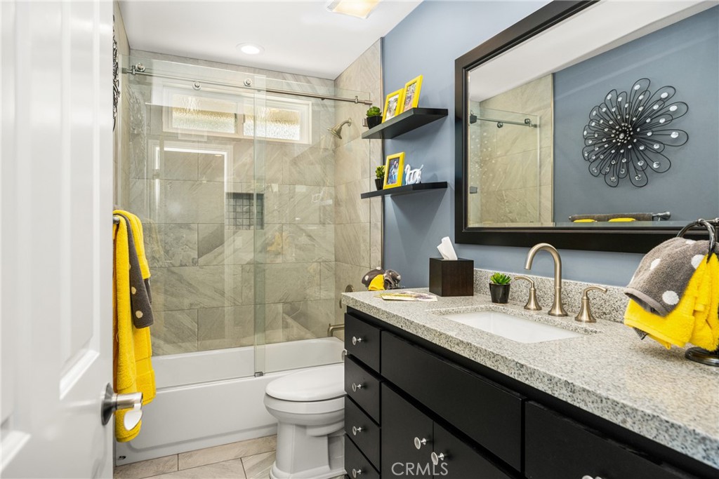 4907 Avenida De Las Estrellas