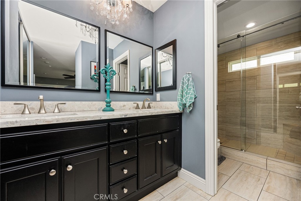 4907 Avenida De Las Estrellas