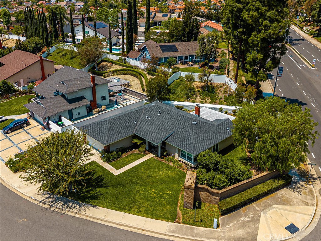 4907 Avenida De Las Estrellas
