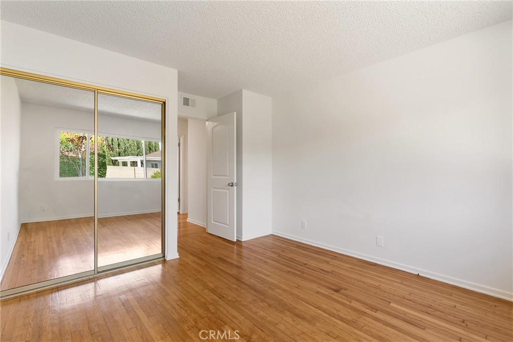 5642 Meinhardt