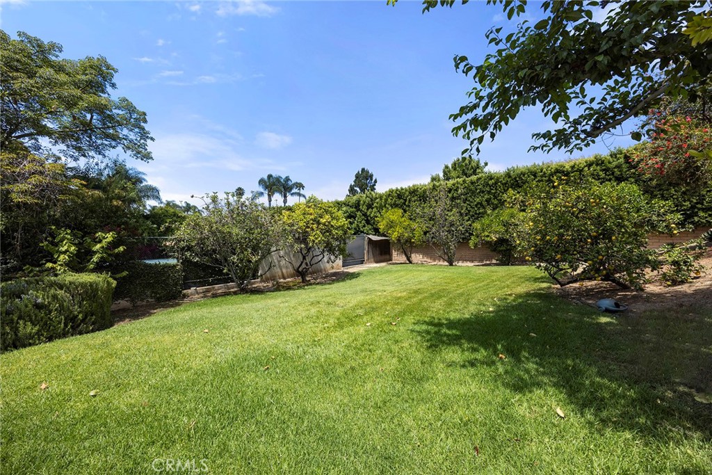 130 S Leola Way
