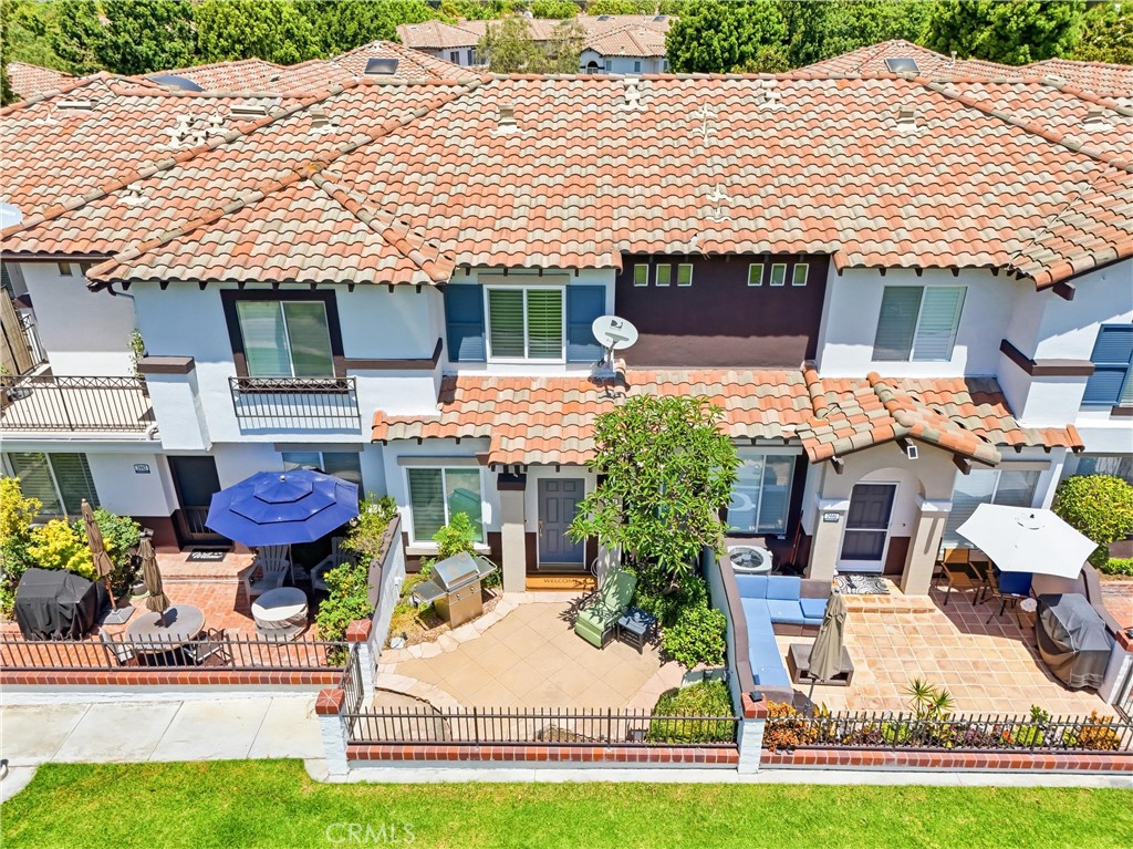 2444 Sunningdale
