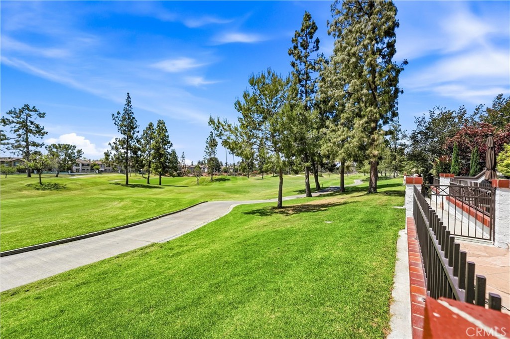 2444 Sunningdale