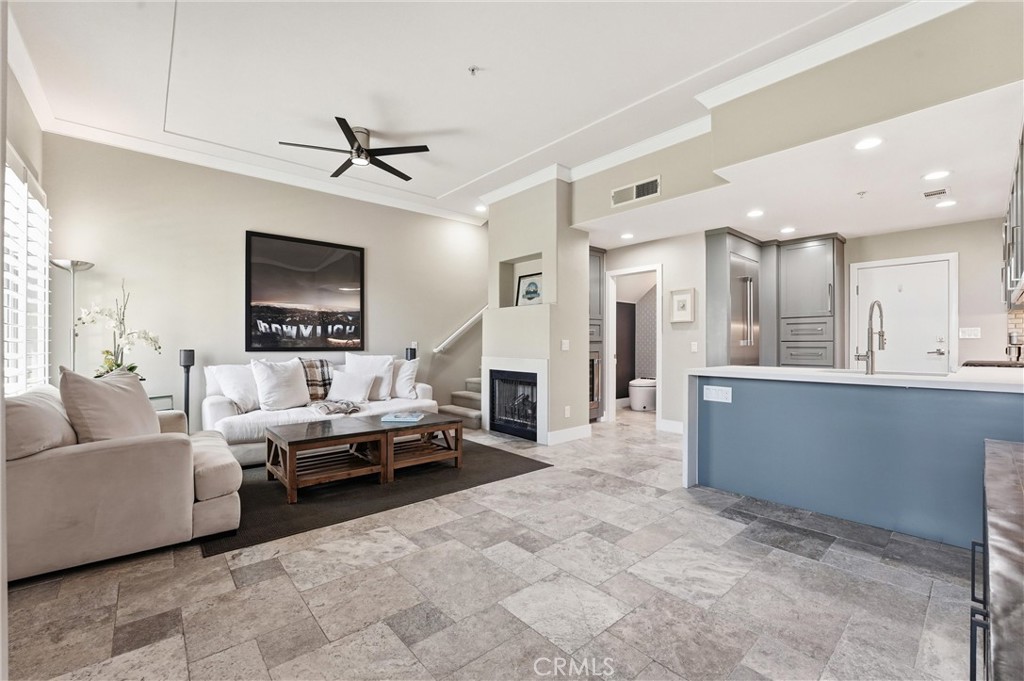2444 Sunningdale