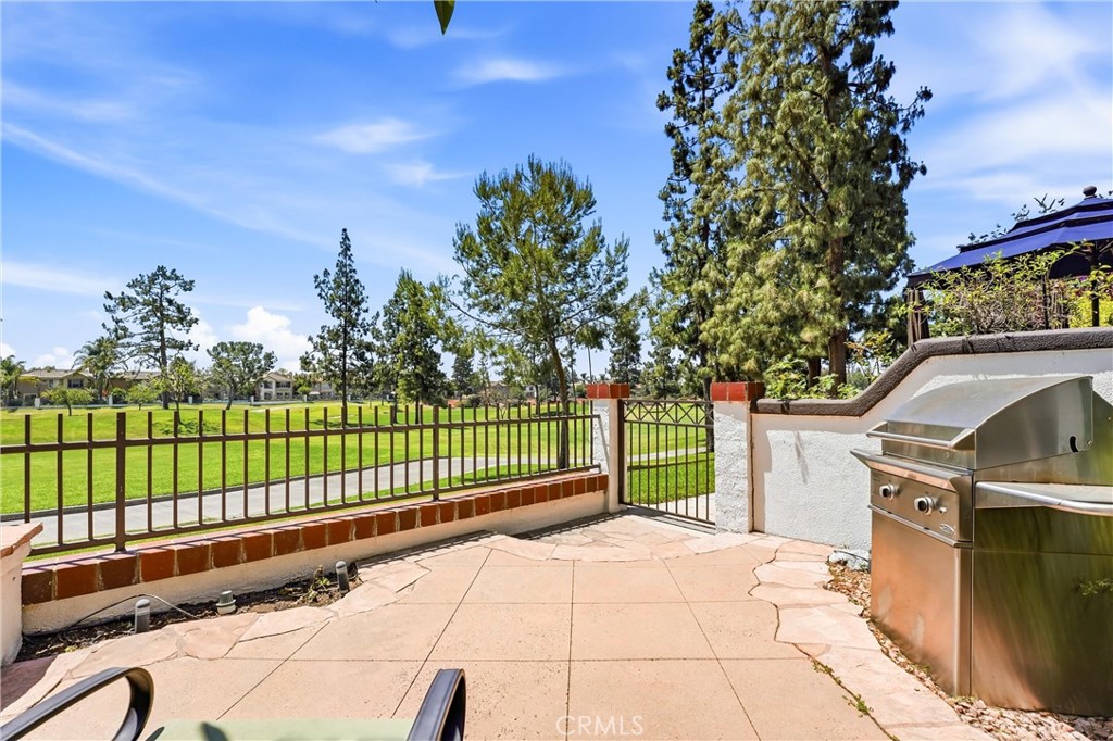 2444 Sunningdale