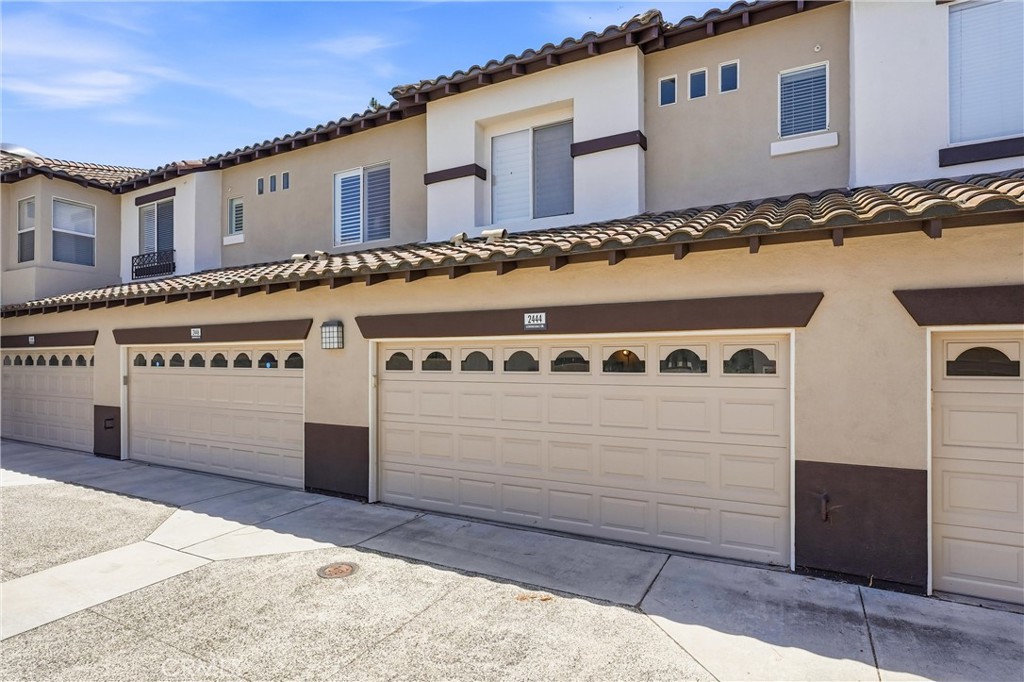 2444 Sunningdale