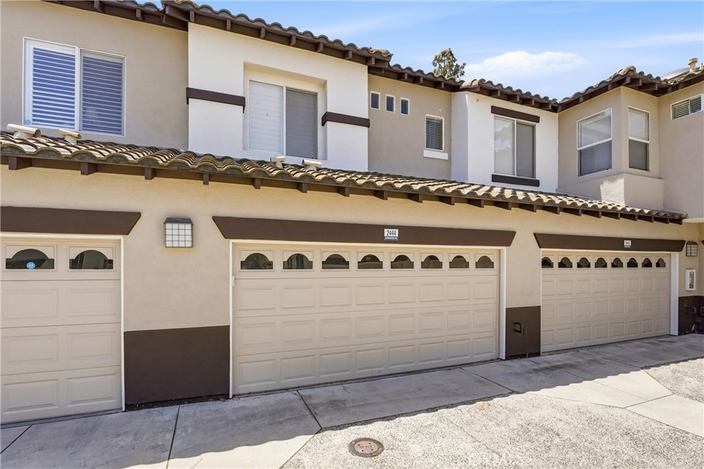 2444 Sunningdale