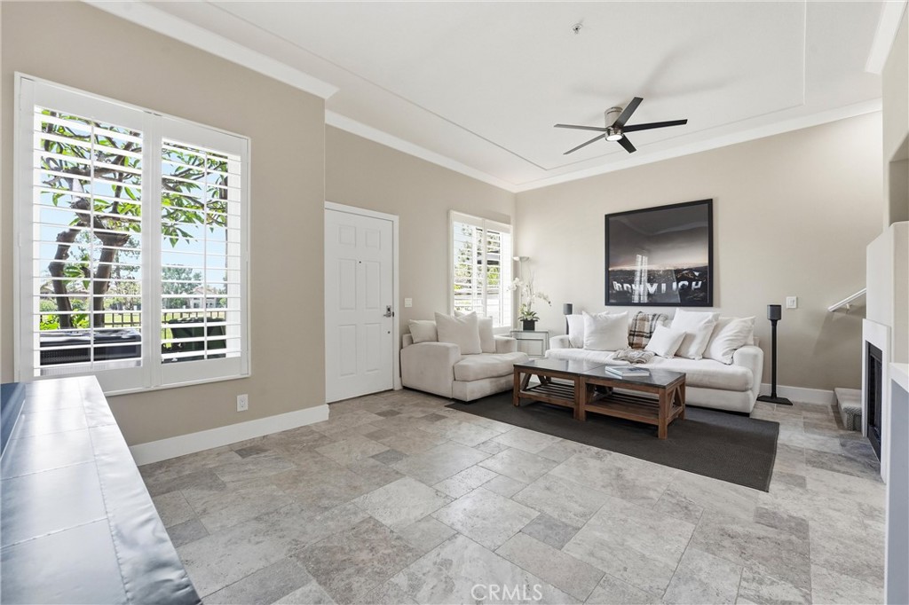 2444 Sunningdale