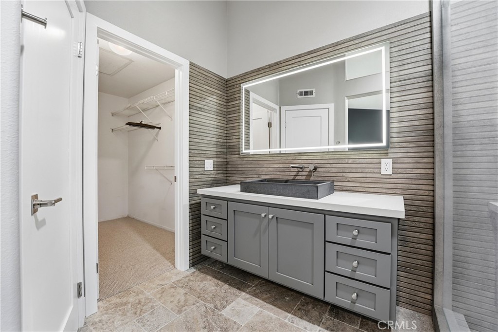 2444 Sunningdale