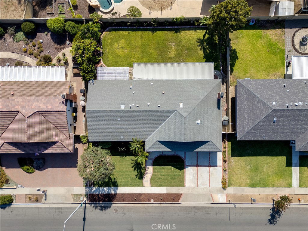 1213 N Van Buren Street