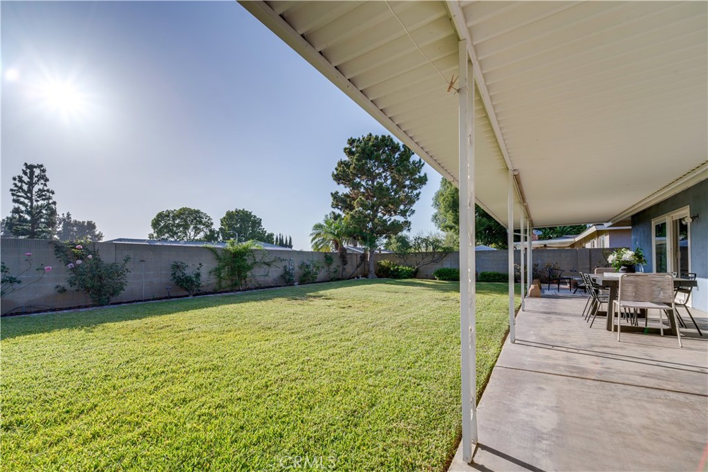 1213 N Van Buren Street