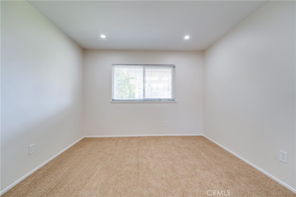 1213 N Van Buren Street