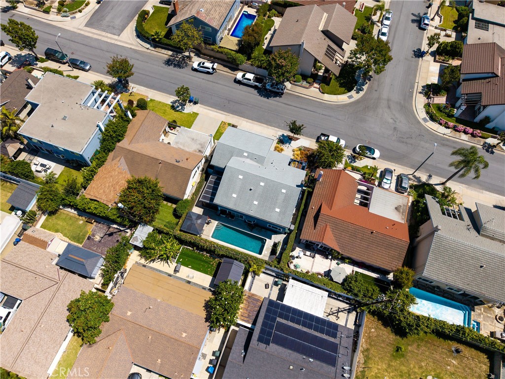 5089 Saratoga Avenue