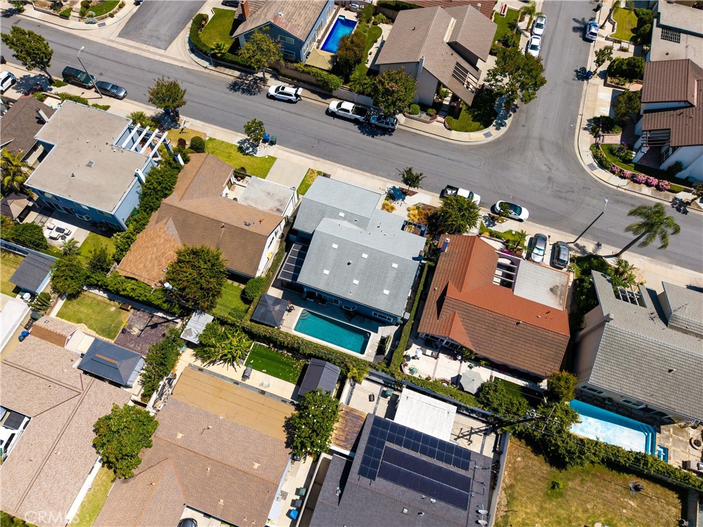 5089 Saratoga Avenue