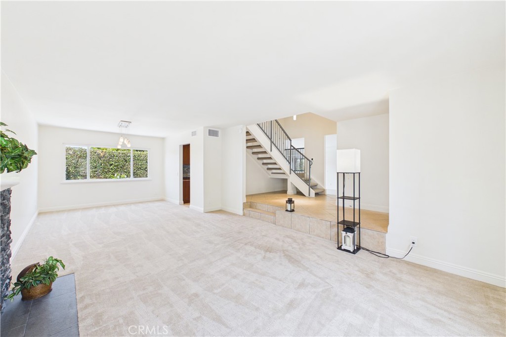 5089 Saratoga Avenue