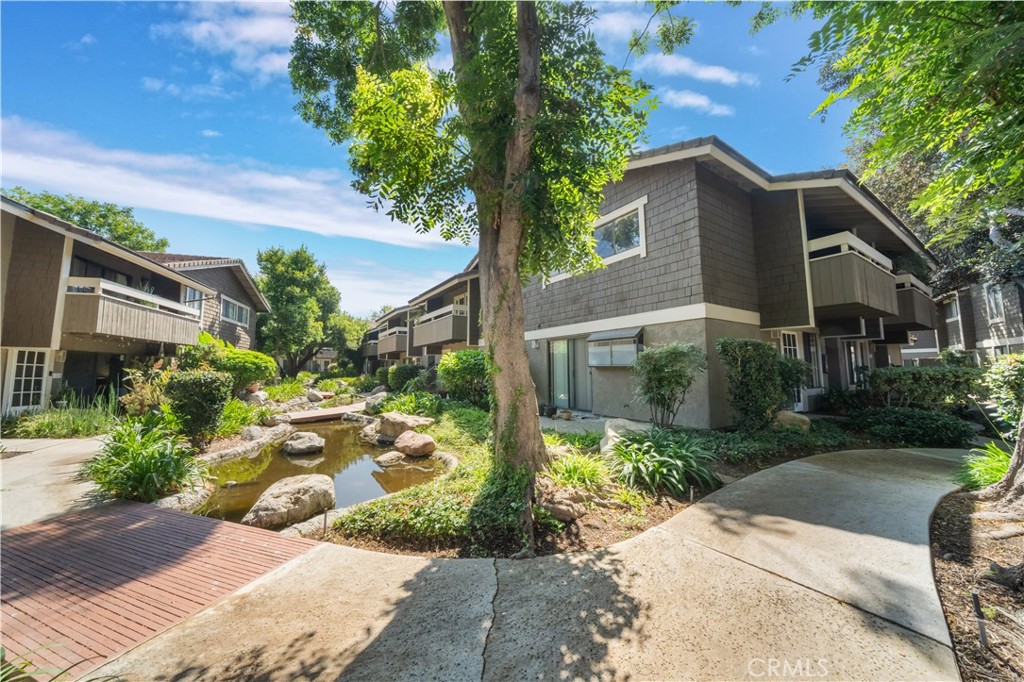 181 Streamwood