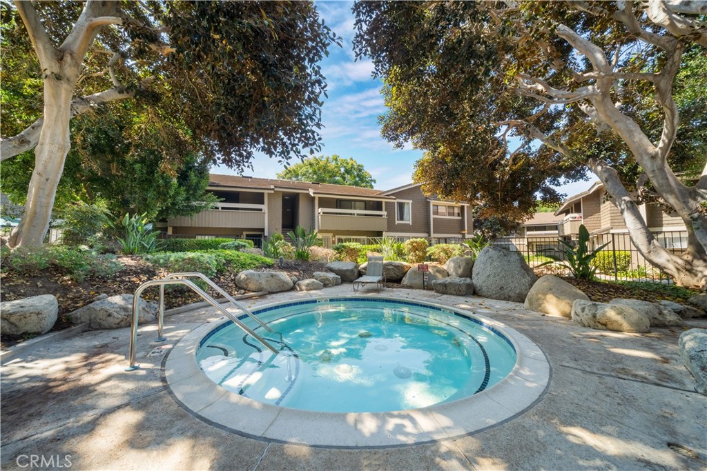 181 Streamwood