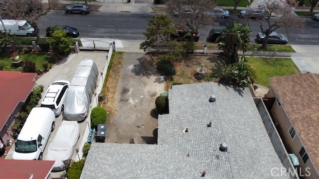 2205 W 9th