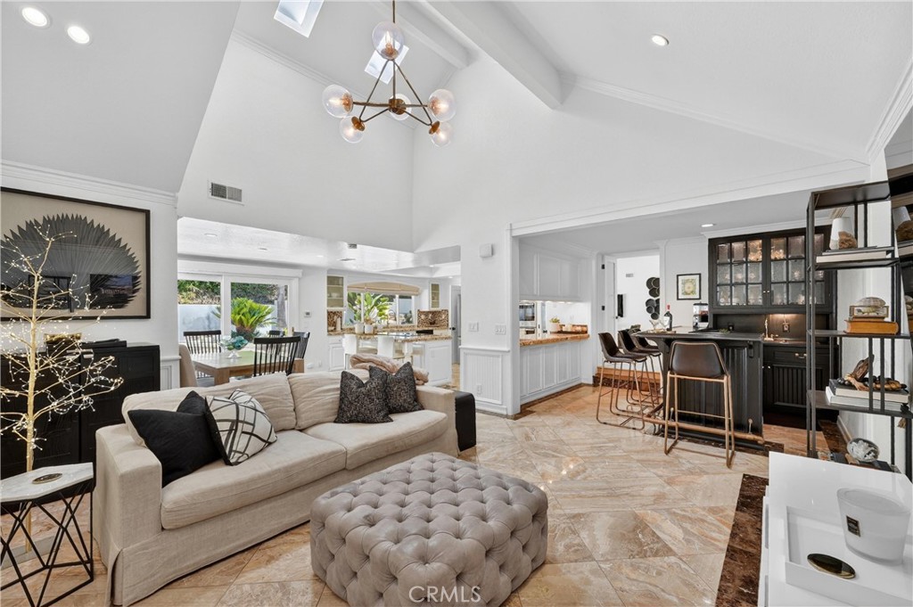 1812 Overview Circle