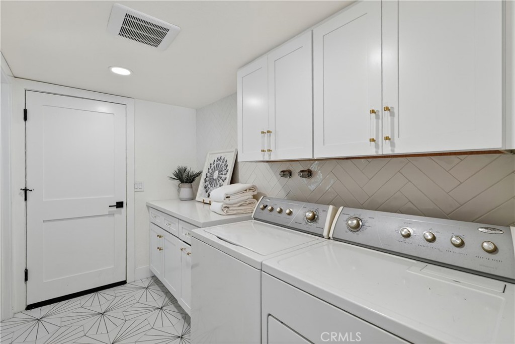1812 Overview Circle